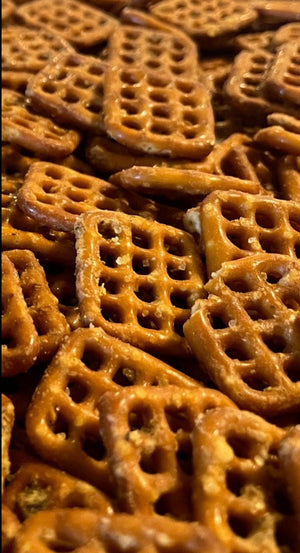 
            
                Load image into Gallery viewer, Granny&amp;#39;s Pretzels - Original 50mg THC
            
        